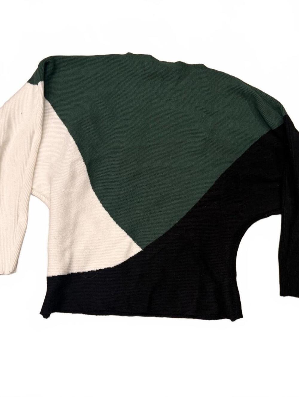 Northern Angel Colorblock Sweater Green Black Cream